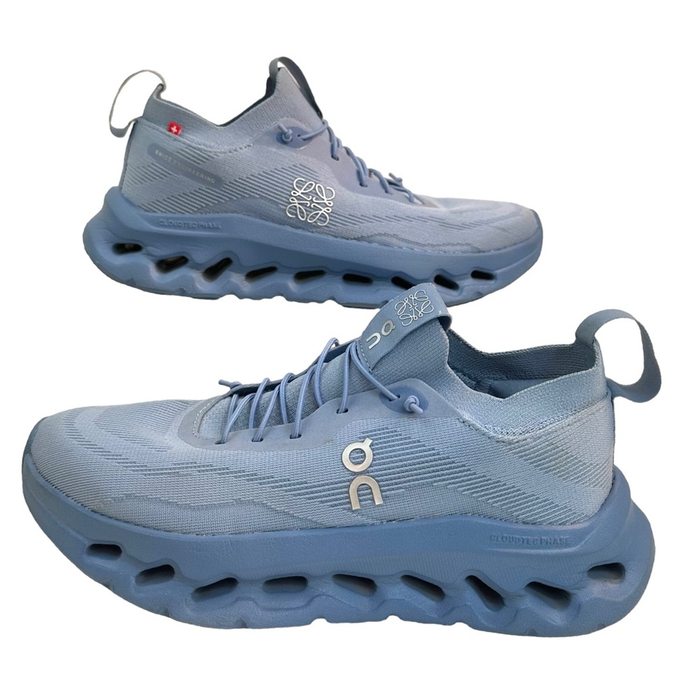 LOEWE On Cloudtilt Stretch Women's LIMITED EDITION Color: light Blue Size: 6